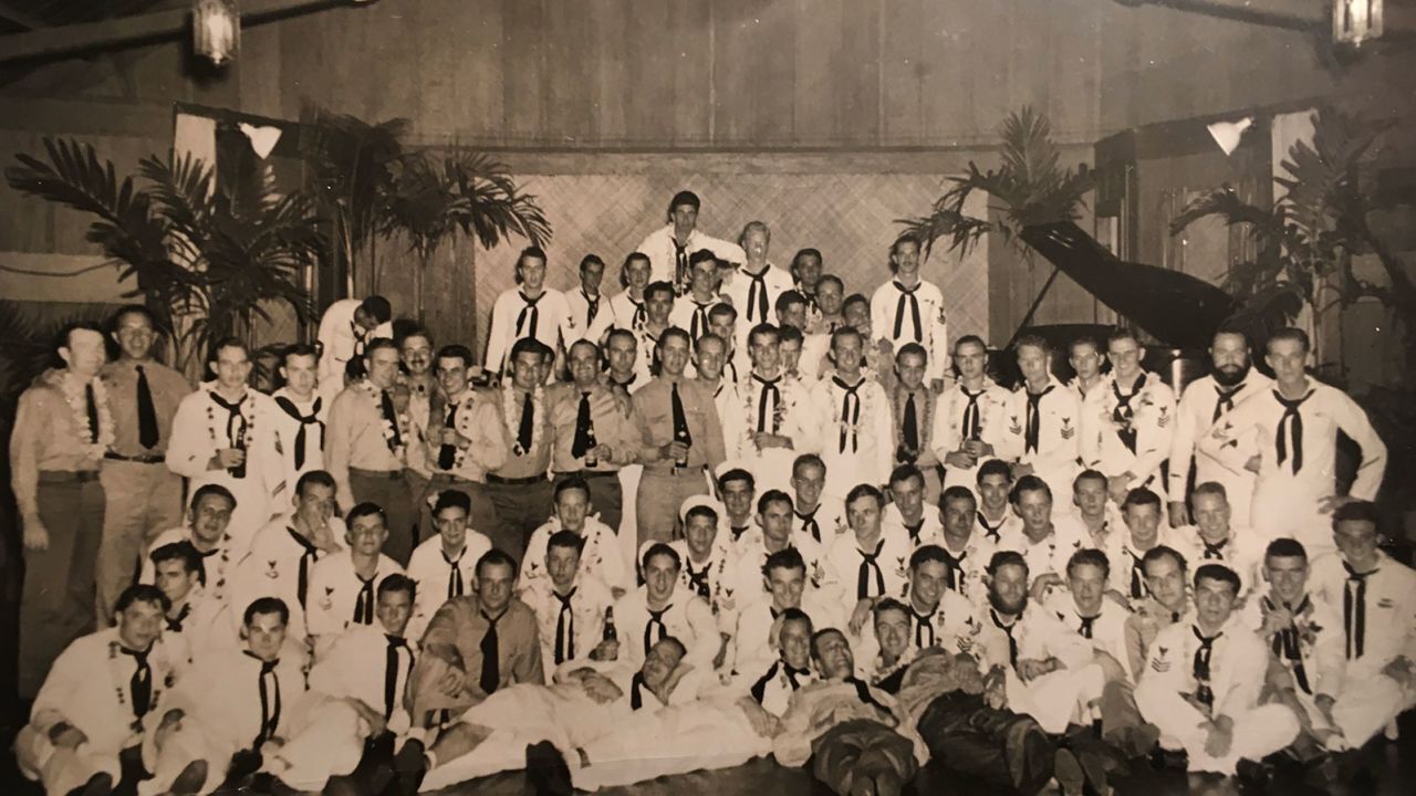 Один человек находит закрытие после того, как у берегов Японии нашли давно потерянную подводную лодку США времен Второй мировой войны