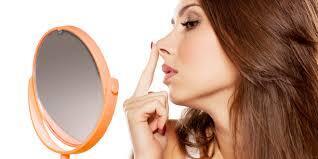 Почему многие люди решаются на пластические операции?