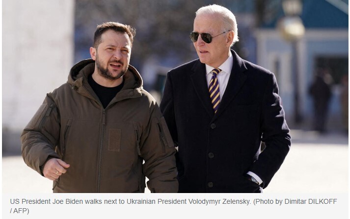 Президент США Джо Байден совершает неожиданный визит в Украину