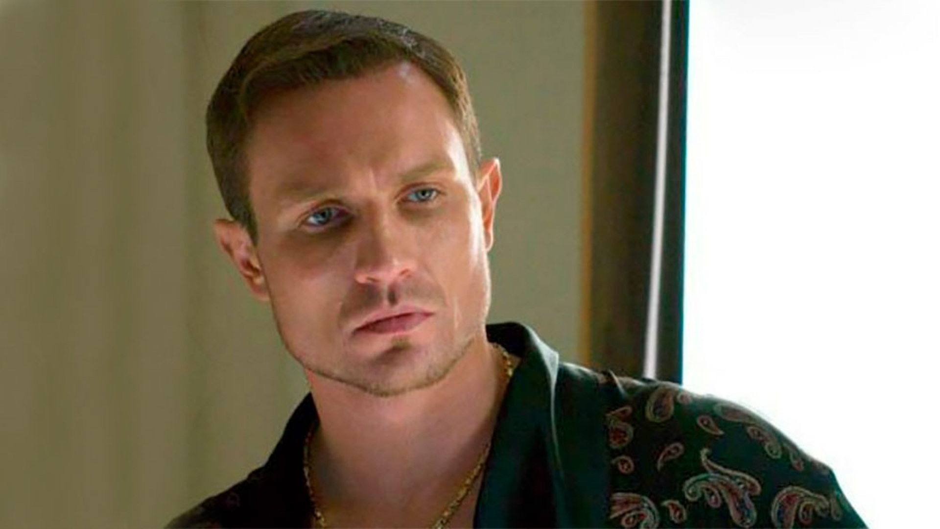 Роман Костомаров, борьба за жизнь продолжается: Состояние здоровья 21 февраля 2023года, появился риск развития отека мозга . Врачи борются с недугом