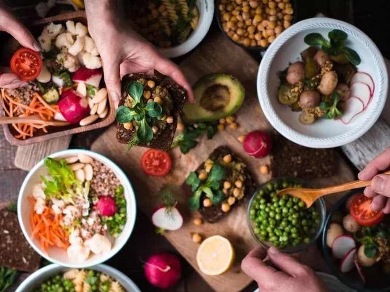 Список полезных продуктов, которые Вы можете есть, не набирая веса