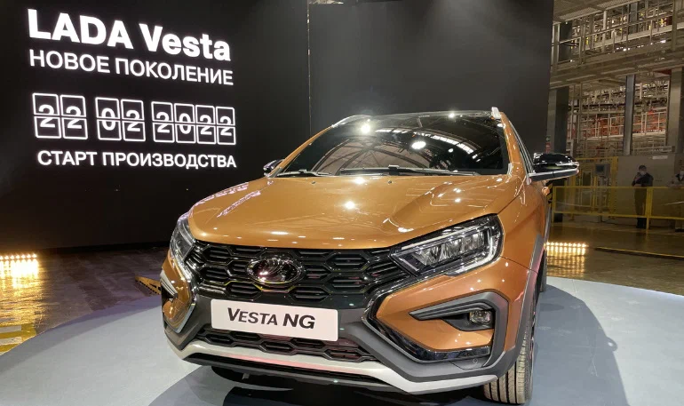 Дилеры рассказали о сроках начала продаж новых Lada Vesta NG !!!