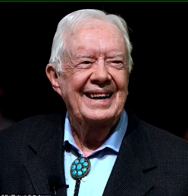 98-летний Джимми Картер проведет последние дни в хосписе в доме престарелых.