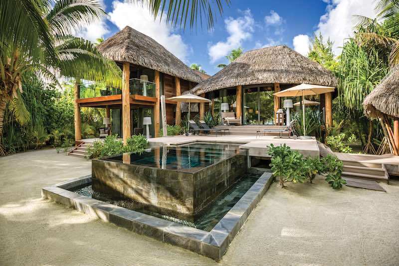 Роскошь босых ног и сознательные путешествия: Возрождение туризма в раю