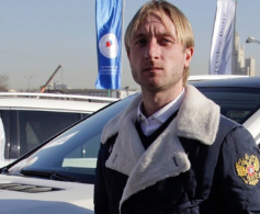 Тихо, шёпотом: это мы, это мы россияне...