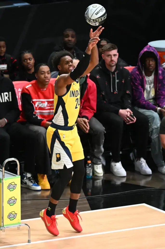 Все кроссовки игроков с конкурсов и матча всех звезд NBA 2023