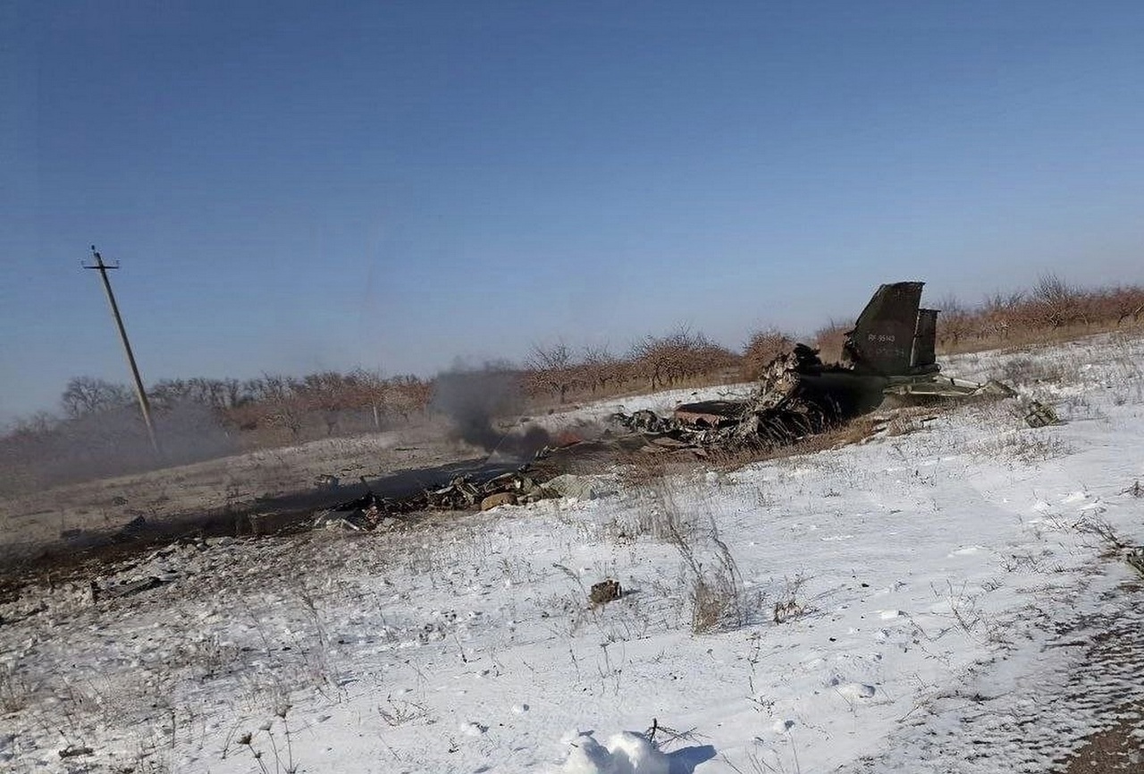 Упавший самолет су. Самолет Су-25.