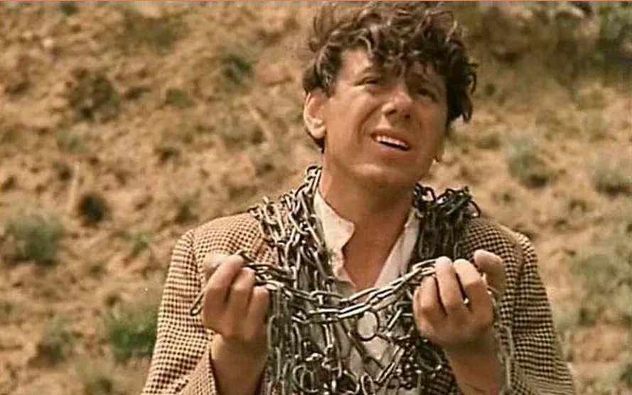 Несколько слов о наших любимых актёрах. ( не лестных )