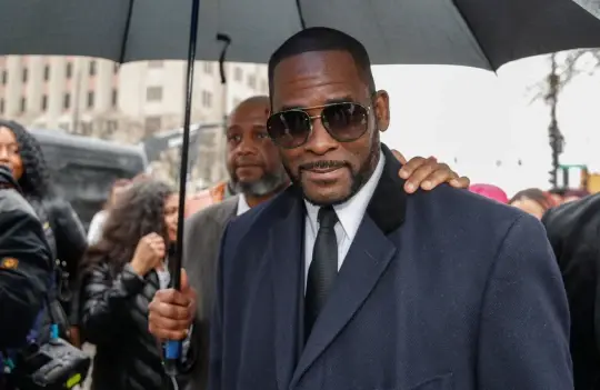 R Kelly приговорен к 20 годам за сексуальные преступления против детей