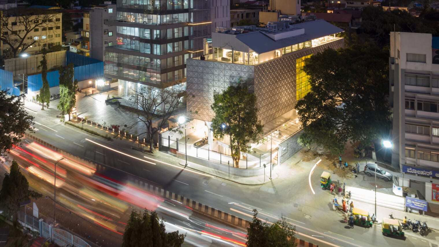 Крупный новый музей в Индии борется с предвзятостью мира искусства и мужским взглядом