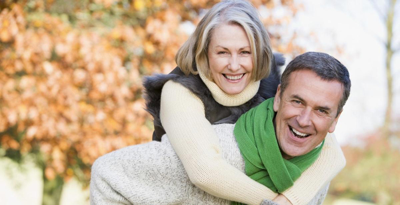 Раскрывая правду: действительно ли женщинам нужен мужчина после 50 лет?