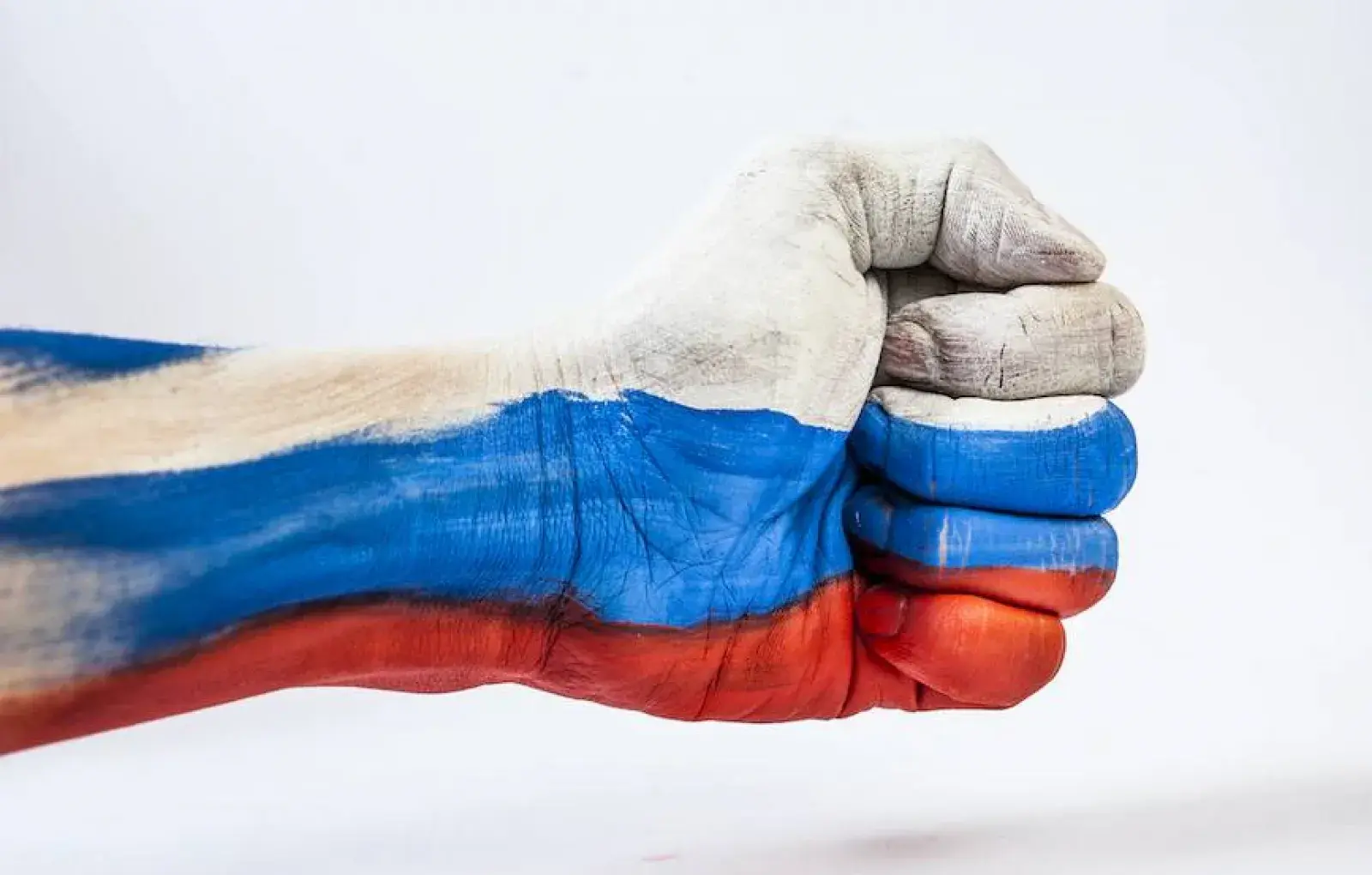 Согласно опросу ВЦИОМ более половины жителей России довольны своей жизнью. А вы довольны своей?