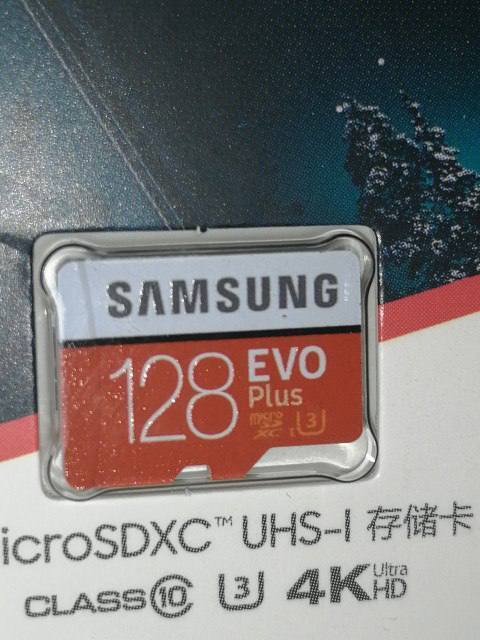 Карта памяти MicroSD