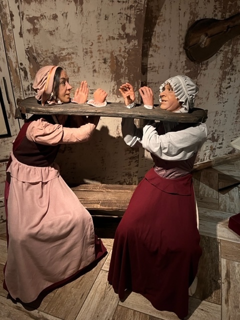 Культурные выходные в Петербурге: "роковые яйца" Фаберже и музей орудий пыток