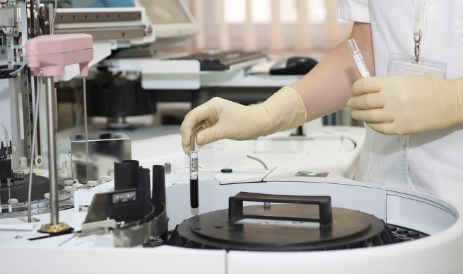 Будущее персонализированной медицины: Как технологии революционизируют здравоохранение