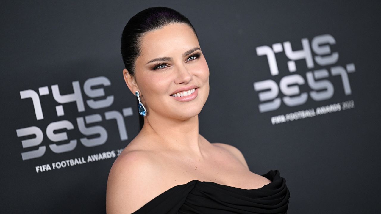 ФИФА «глуха» к назначению супермодели послом, говорит бывший женский международный