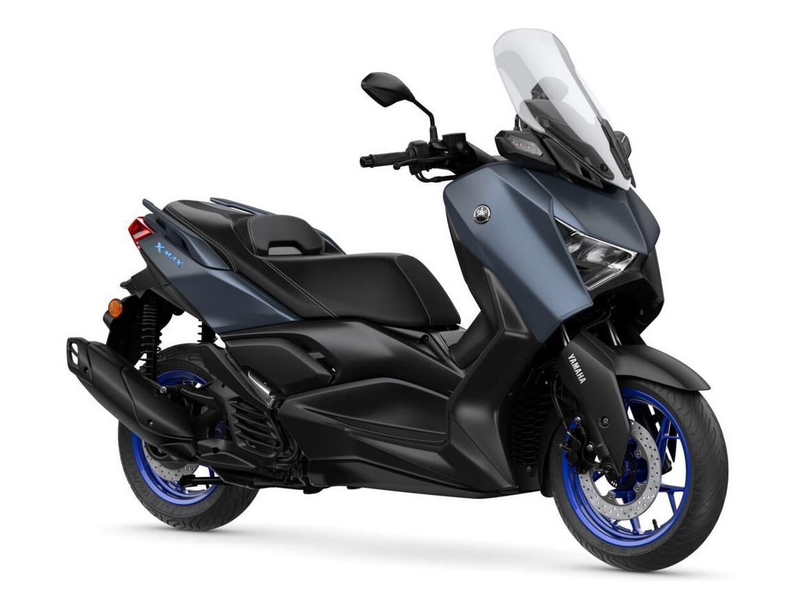 Что нового в самом популярном во всем мире скутере Yamaha XMAX 2023 года?