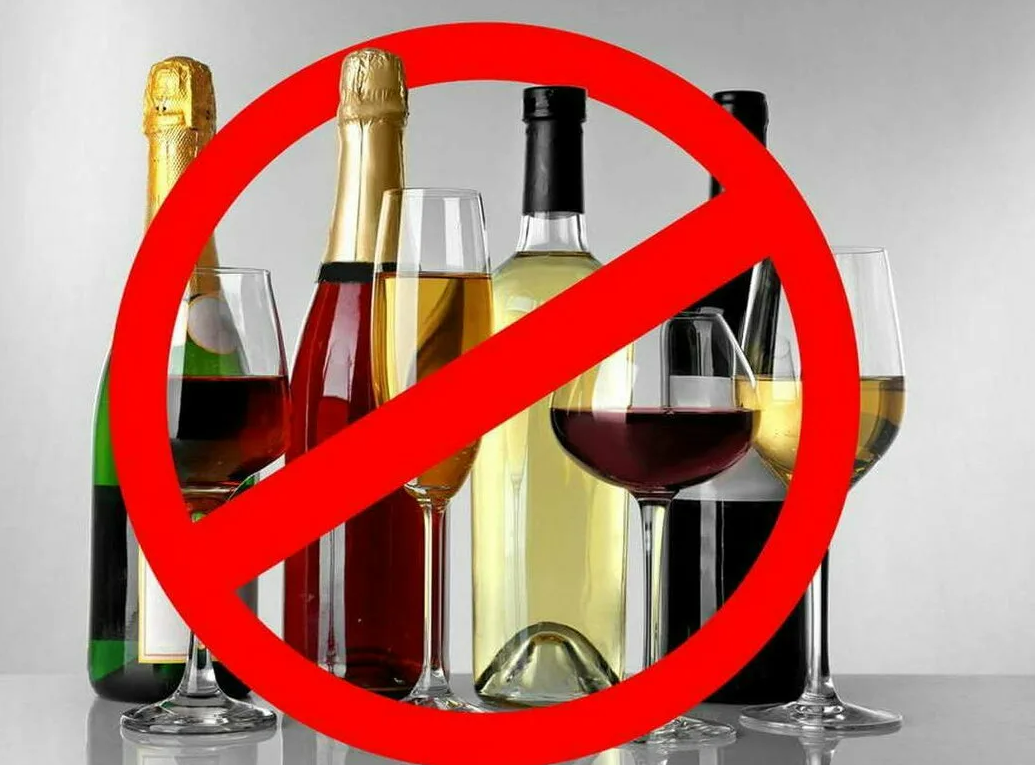 Врач расскажет, как избежать похмелья. Совет, который может использовать каждый