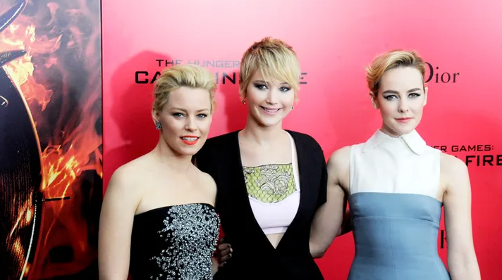 Звезда «Голодных игр» Джена Мэлоун рассказывает о предполагаемом сексуальном насилии во время съемок фильма: «Травматическое событие»