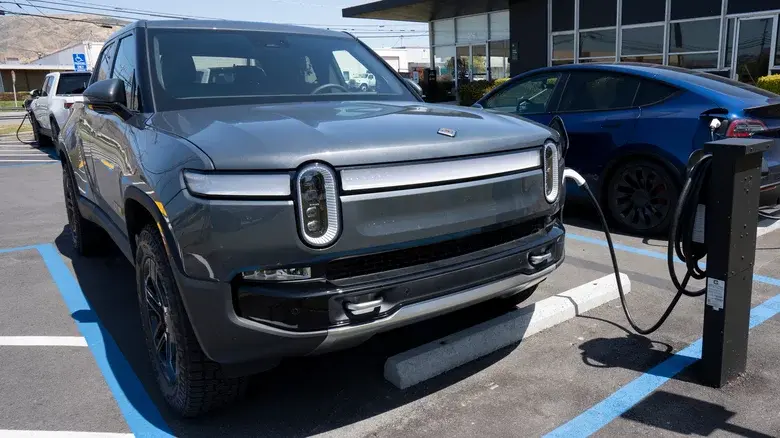 10 самых впечатляющих электромобилей всех времен