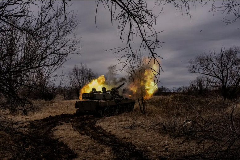 Поскольку боевые действия усиливаются, Украина заявляет, что ее силы все еще удерживают Бахмут