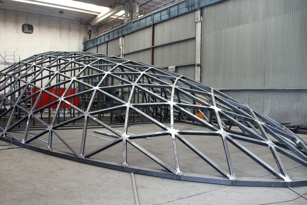 Преимущества металлоконструкций