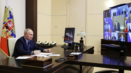 Новая холодная война проходит в социальных сетях.