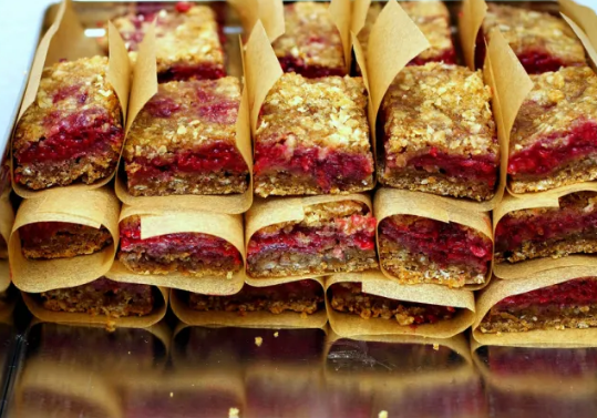 Малиновые батончики для завтрака