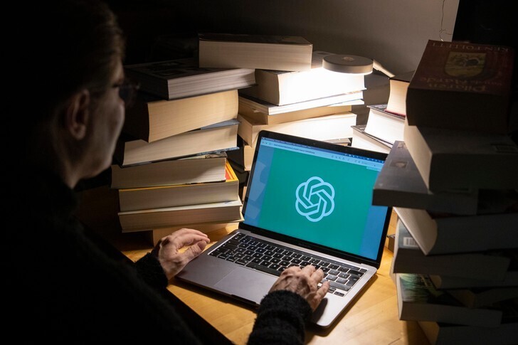 Блогер - это просто, начни легко и просто с помощью ChatGPT