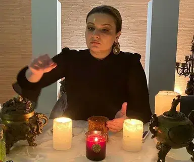 Стоит ли верить гадалкам, экстрасенсам, тарологам или нет?