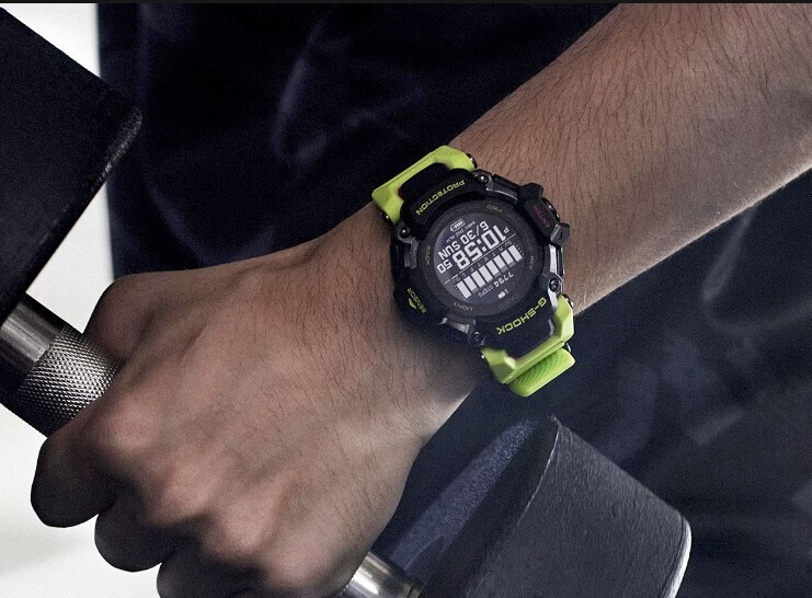 Casio выпустила новую модель защищённых часов G-Shock с умными функциями