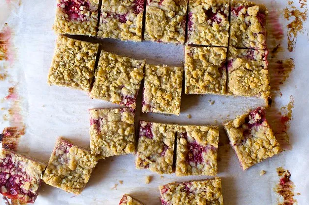 Малиновые батончики для завтрака