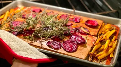 Я начала запекать на кедровой доске, и это настоящая магия вкуса.