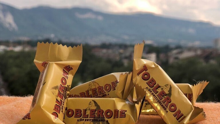 Культовые шоколадные батончики лишаются классического логотипа