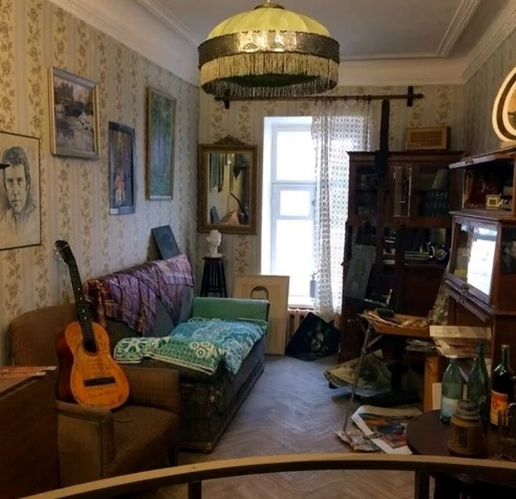 Вы бывали когда-нибудь в коммуналках? Нет? Смотрите!