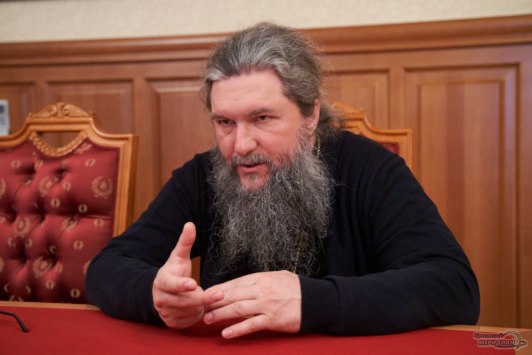 Уральский митрополит Евгений рассказал о пользе угрозы телесного наказания для детей.