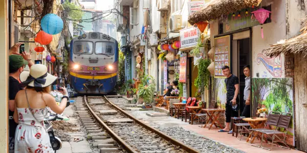 Поезд у твоей двери