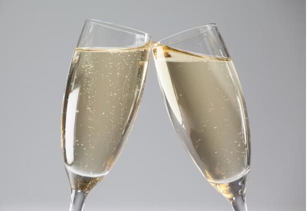 Как императрица с помощью бокалов заморских послов на место ставила