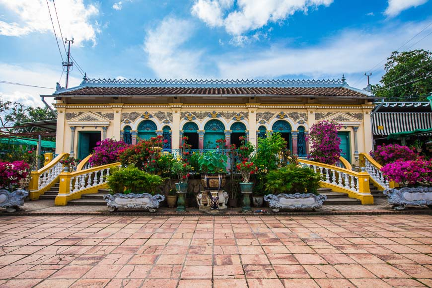 Оставайтесь дома с Вьетнамом.