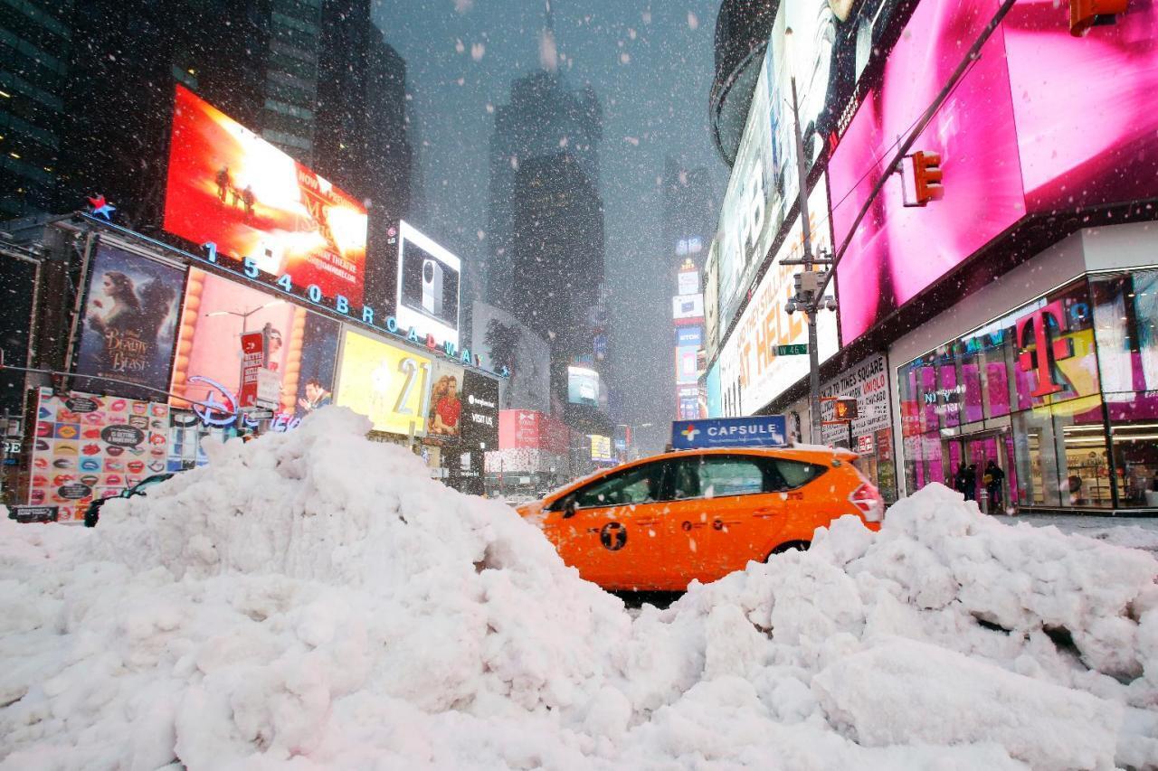Калифорния столкнулась с новой угрозой сильного снега, дождя и наводнений, которые могут подвергнуть жизни людей большой опасности