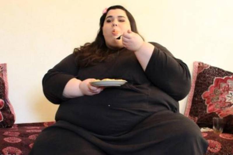 Эта личность с избыточным весом похудела на 420 фунтов, и теперь она выглядит потрясающе