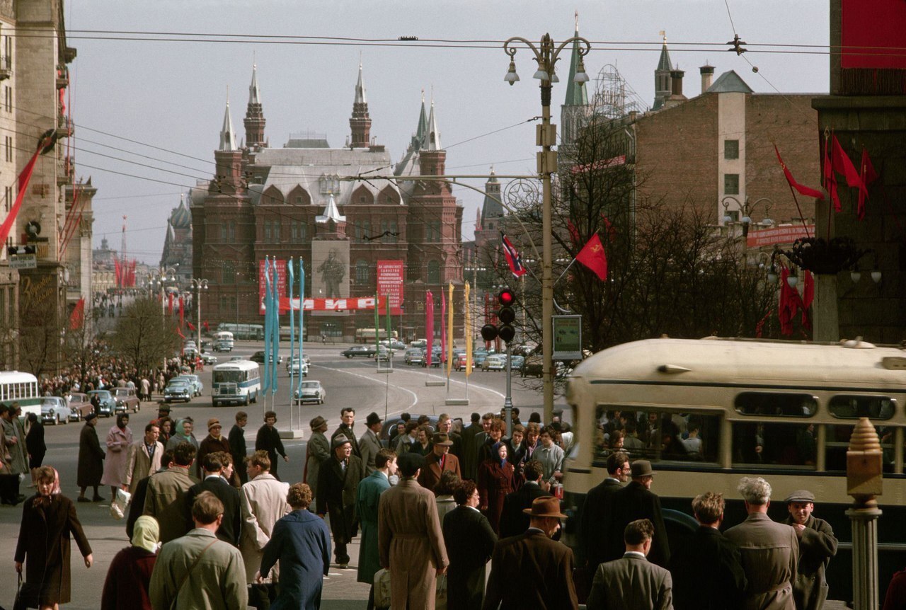 Улица Горького 60-х в Москве