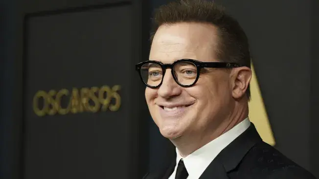 КИТ. От звездного блеска к упадку: Брендан Фрейзер о своей диете, гимнастике и благотворительности