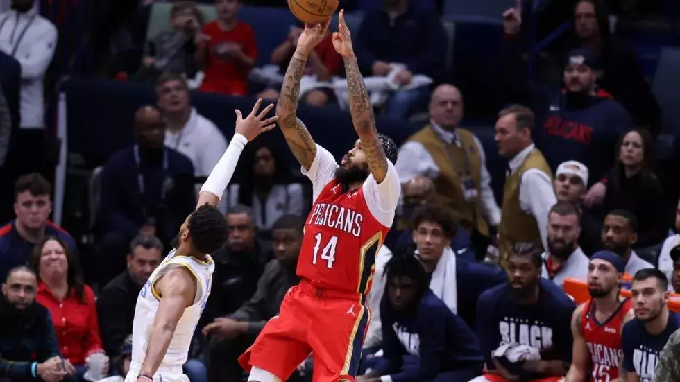 Pelicans победили Lakers, Карри получил травму во время победы Warriors.