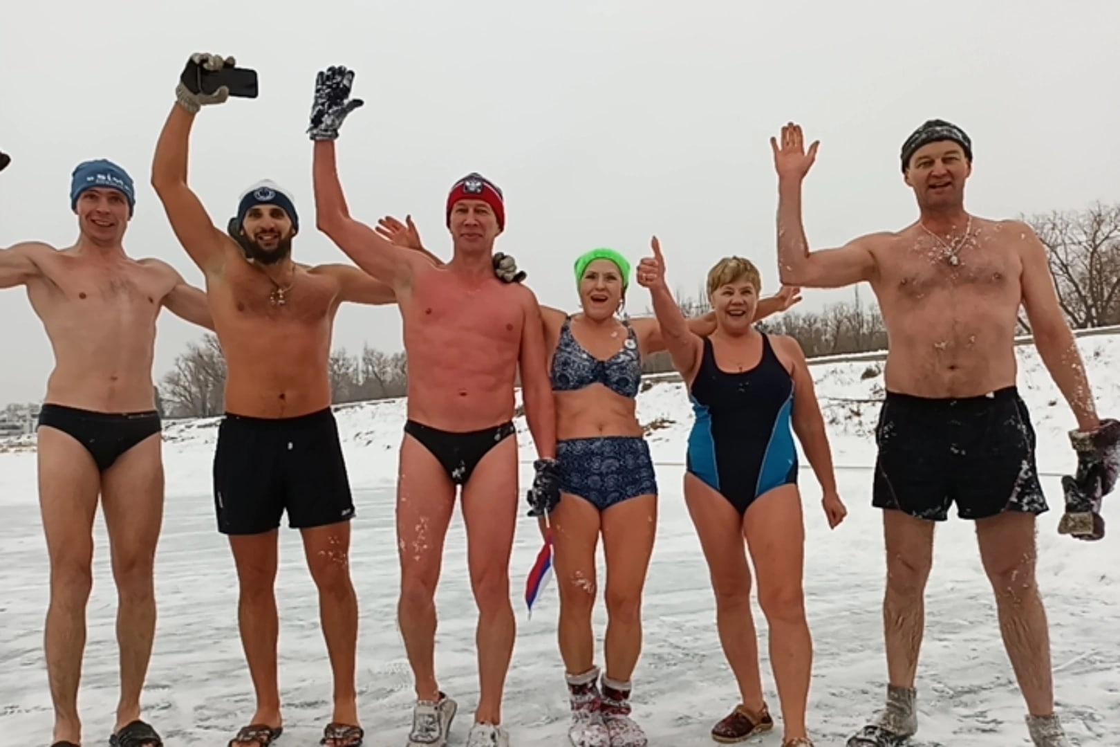 Открывая секреты плавания в ледяной воде: верный путь к здоровью. «Получи здоровье естественным путем: изучение преимуществ ледяного плавания»