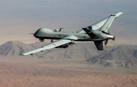 Пентагон заявляет, что российские самолеты сбили американский беспилотник над Черным морем.