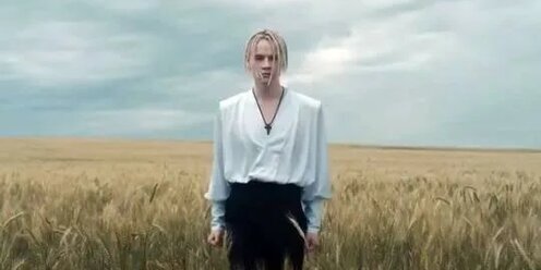 Певец с нерусским псевдонимом Shaman исполнит главную партию в этно-опере "Князь Владимир" с бюджетом в 30 млн.рублей. "Хочу заболеть 10 веком..."