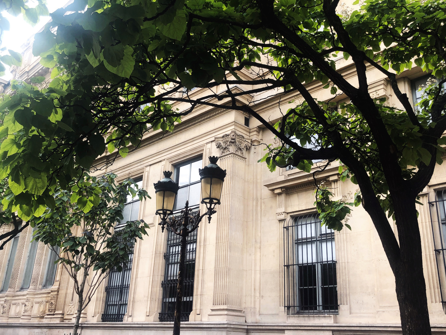 ЛУВР. Королевский дворец стал музеем