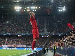 «Восстание аутсайдеров: как небольшие футбольные команды побеждают»