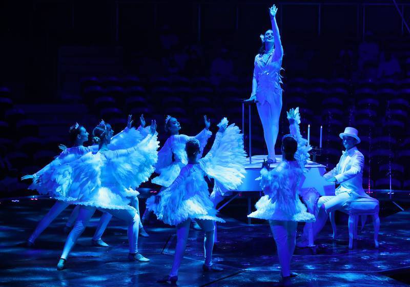 Единственное в своем роде водное шоу! Водный цирк Фонтана приедет в торговый центр Marina Mall в Абу-Даби.